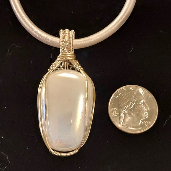 Decorative Stone Pendant with Silver Plated Copper Wire - Picture 1 of 3